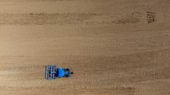 tractor en campo